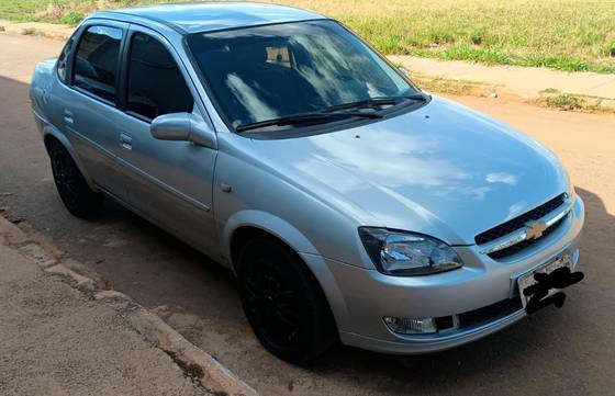 CHEVROLET CLASSIC 1.0 MPFI LS 8V FLEX 4P MANUAL CHEVROLET CLASSIC 1.0 MPFI LS 8V FLEX 4P MANUAL